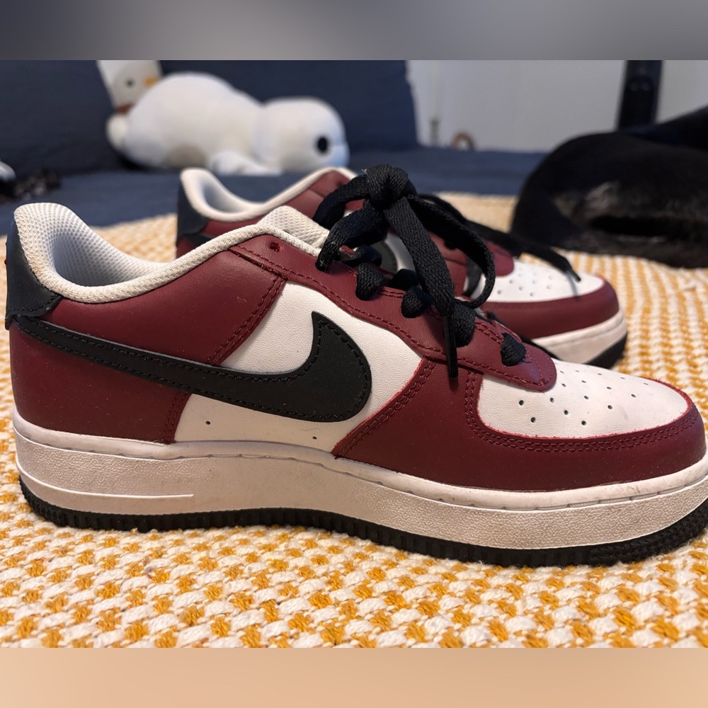 Nike Boroughs Kid Red and Black Sneakers